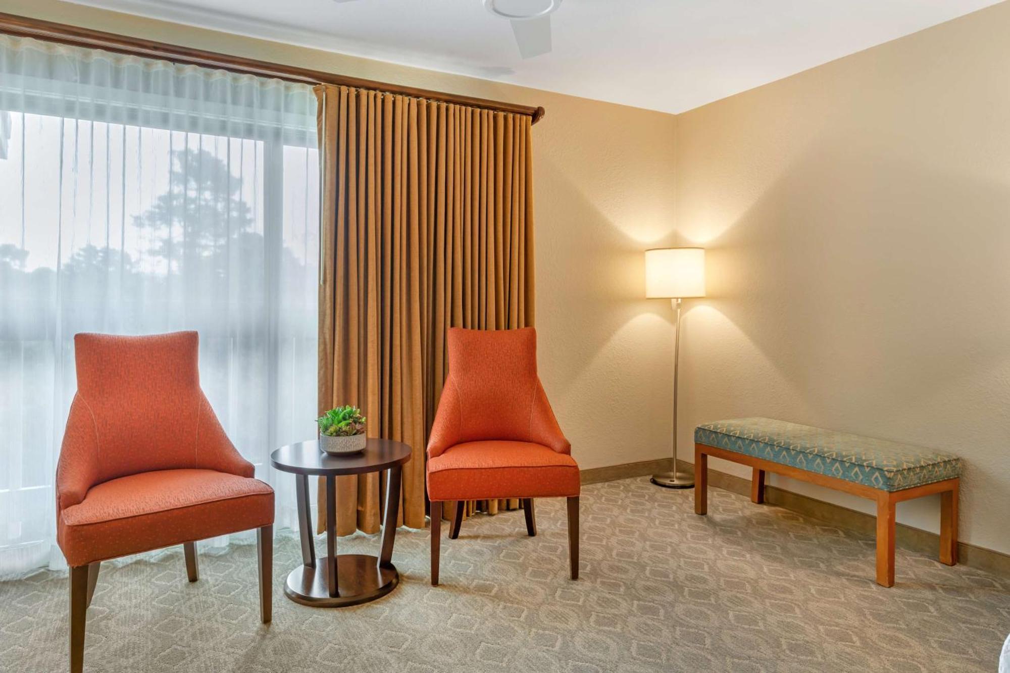 Western 3* Monterey