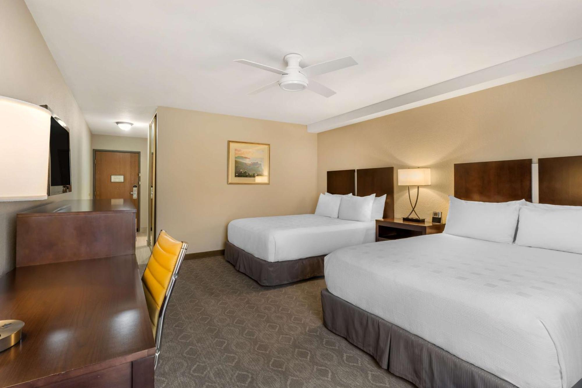 Western Hotel 3*