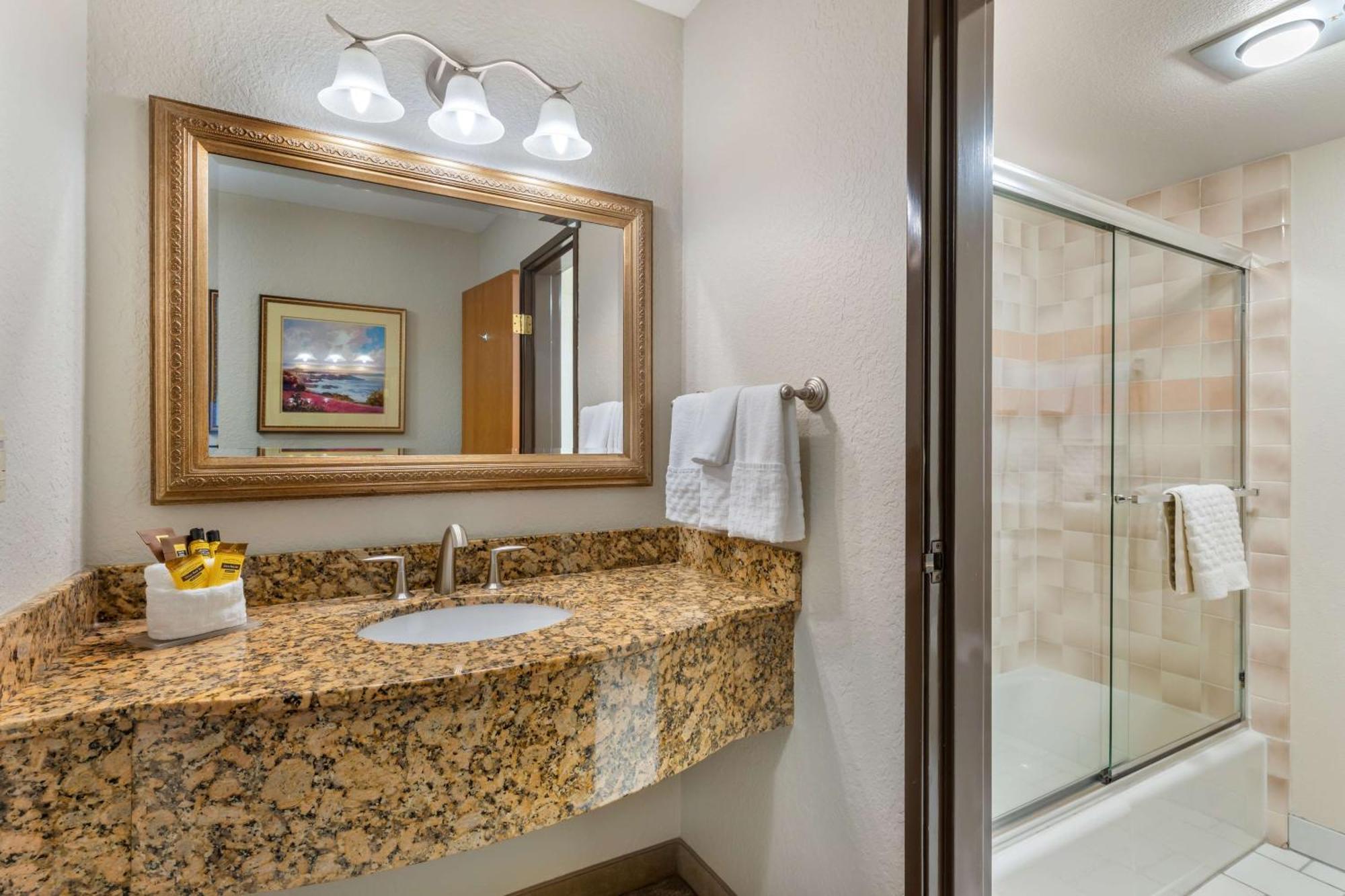 Western Hotel Monterey