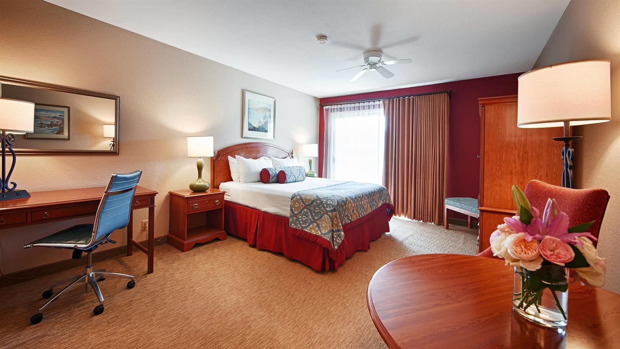 Western Hotel 3*